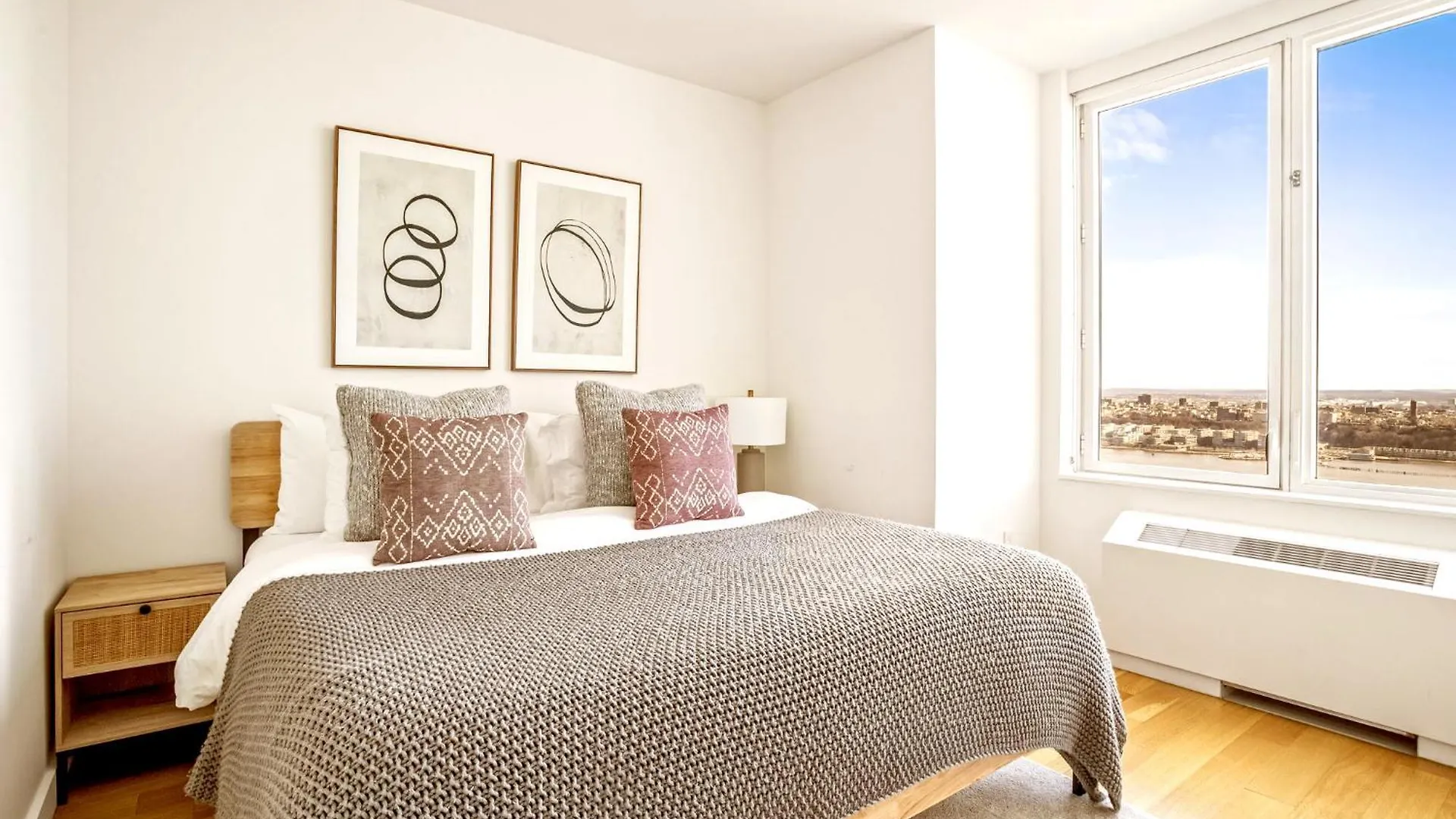Apartment In The Clouds 2Bd 2Bath New York