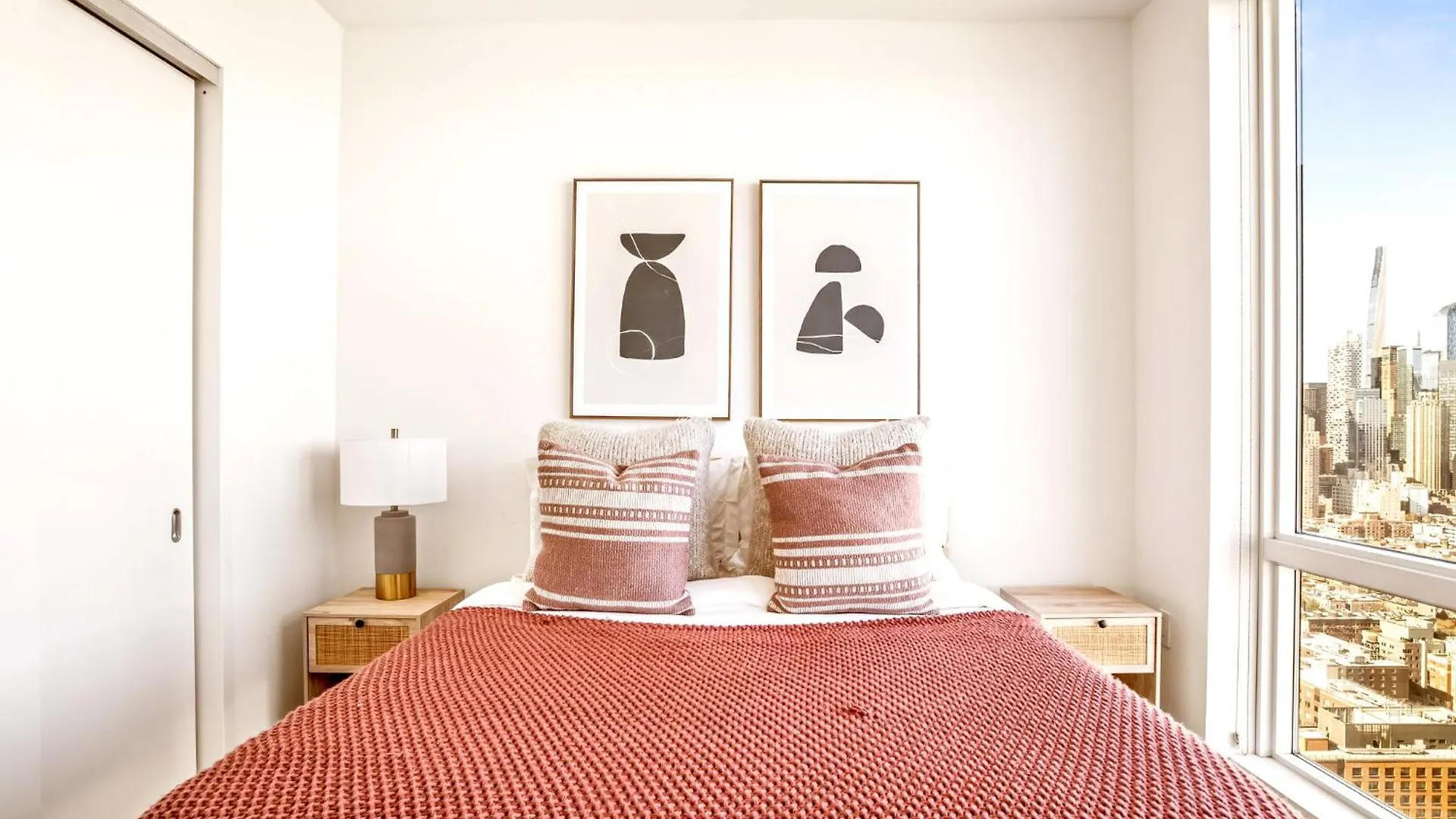 Apartment In The Clouds 2Bd 2Bath New York