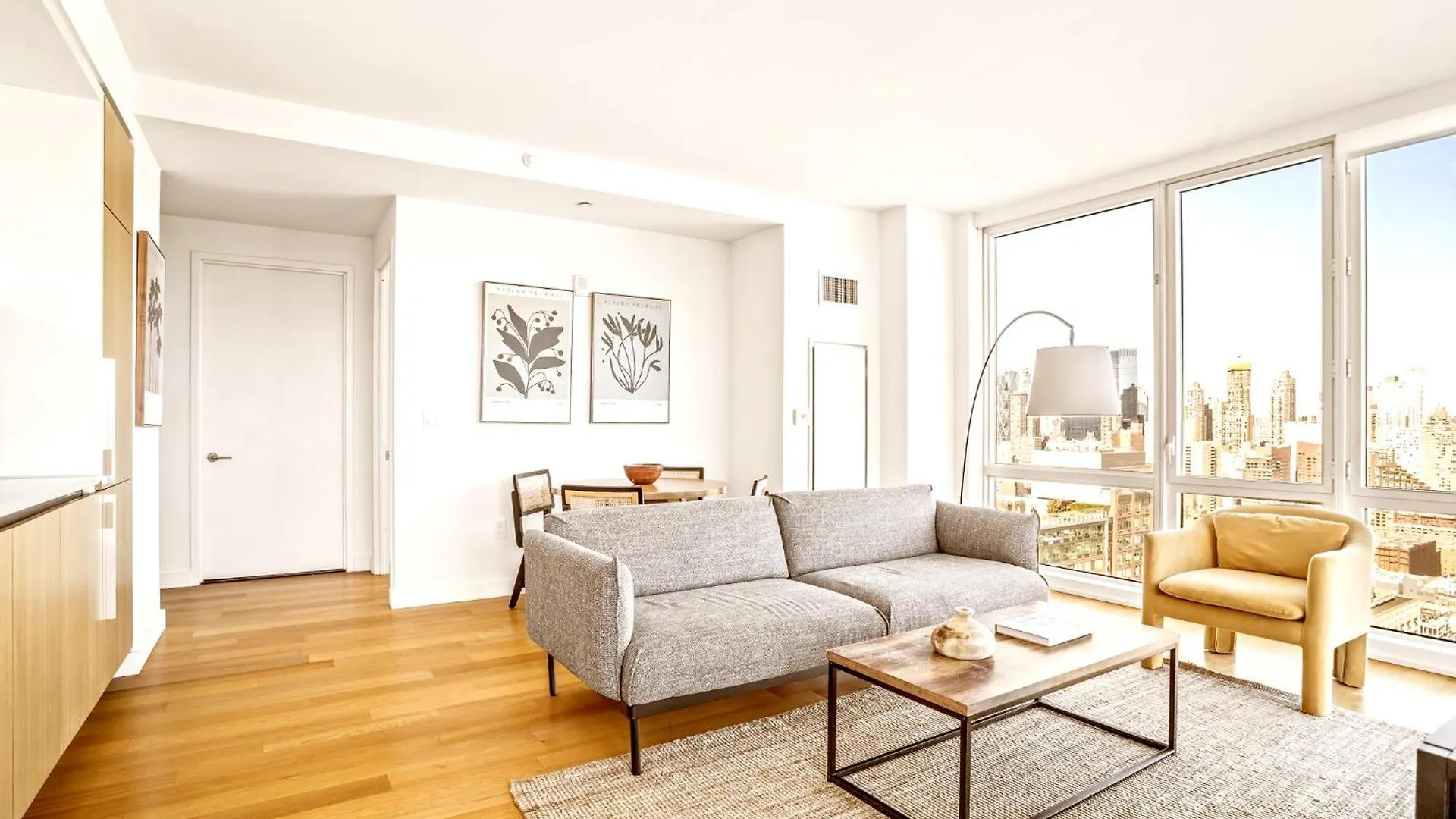 Apartment In The Clouds 2Bd 2Bath New York
